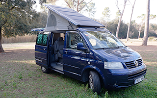 Volkswagen Multivan camper de alquiler en Palau-solità i Plegamans